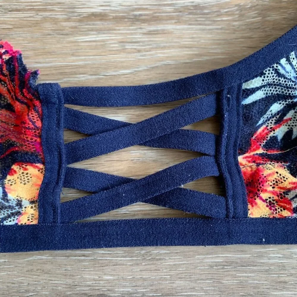 PINK Victoria Secret bralette front clasp racer back style size xs